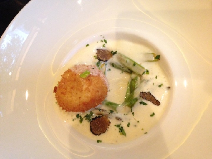 oeuf de poule mollet frit, café du théatre