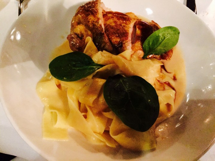 Suprême de volaille sauce foie gras restaurant l'île - les restos de Boulogne